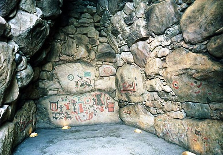 五郎山古墳の石室内写真